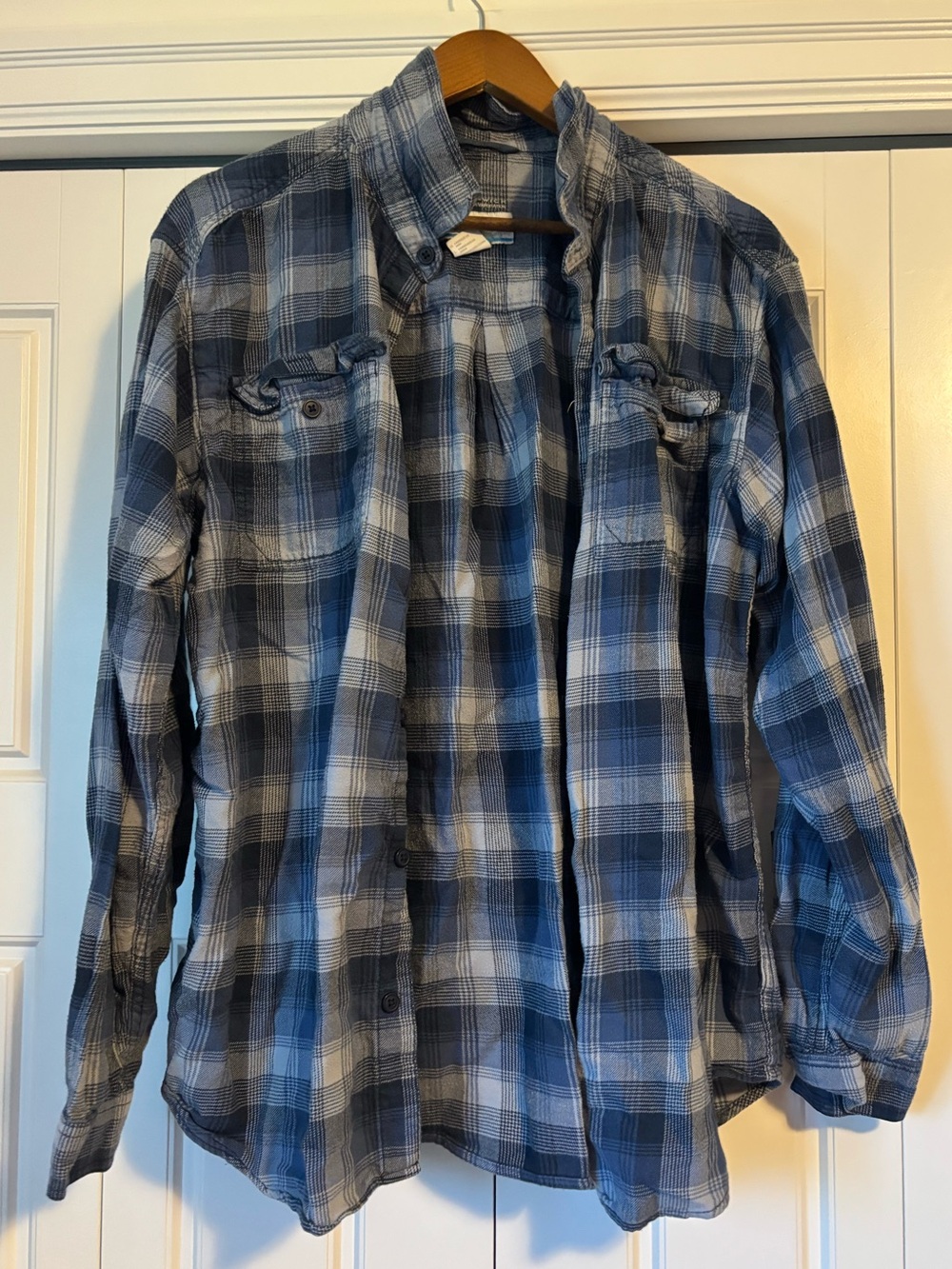 ☀️ Columbia ☀️ blue plaid flannel shirt